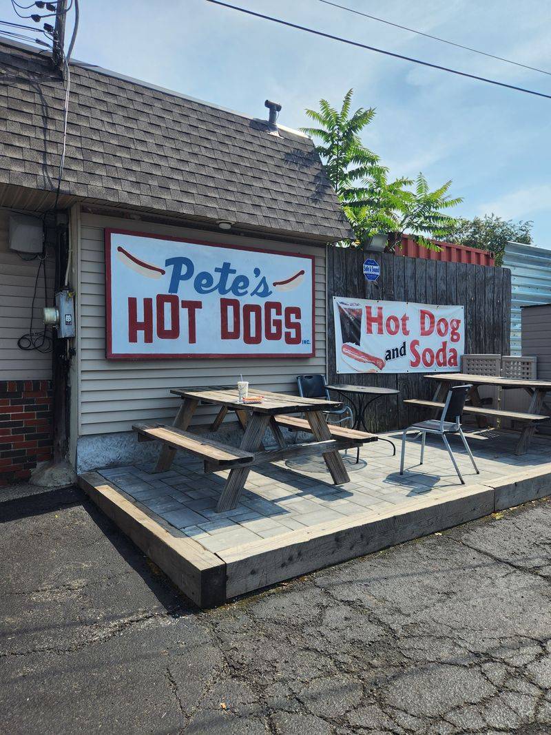 Pete's Hot Dogs