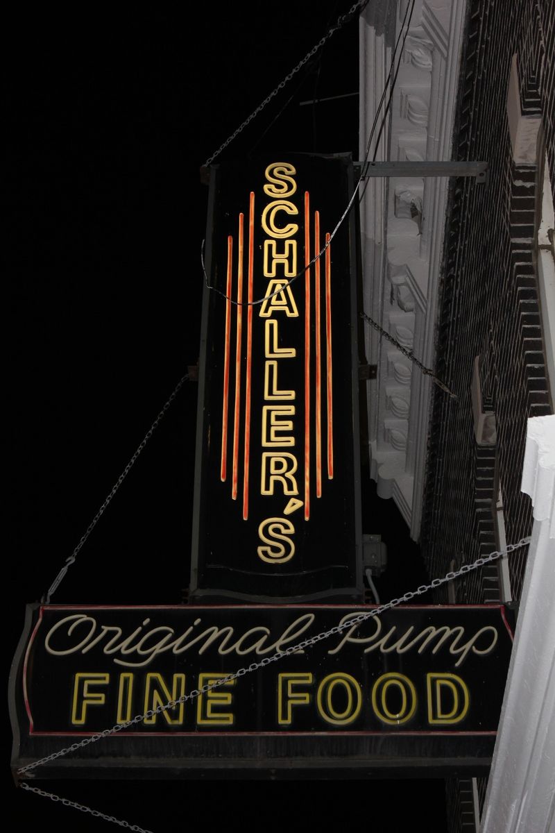 You Haven't Really Eaten In Illinois Until You've Tried These 15 Fish Fries - Decor Hint Schaller's Pump - Chicago