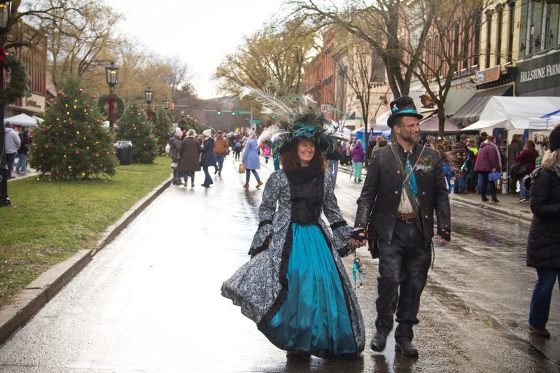 20 Pennsylvania Fall Festivals You'll Want To Experience At Least Once In 2025 - Decor Hint Wellsboro Dickens Of A Christmas