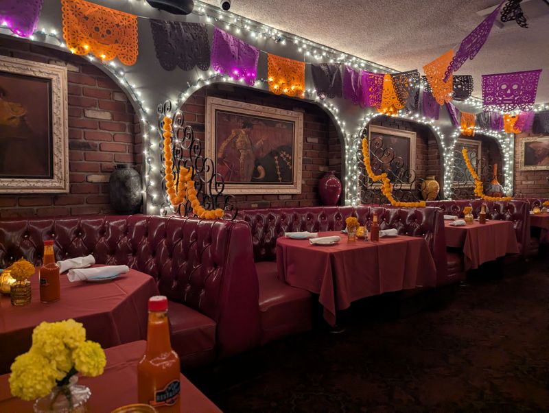 11 Iconic California Restaurants Loved For Great Food And Low Prices - Decor Hint Casa Vega