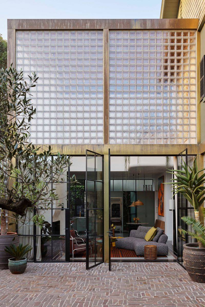 Glass Block Designs In Melbourne That Turn Ordinary Houses Into Light Filled Sanctuaries - Decor Hint Bathroom Privacy Wall with Frosted Glass Blocks