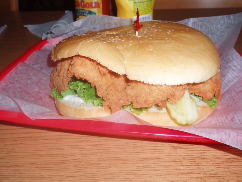 10 Indiana Pork Tenderloin Sandwiches Too Big For The Bun - Decor Hint Joensy's in Fishers