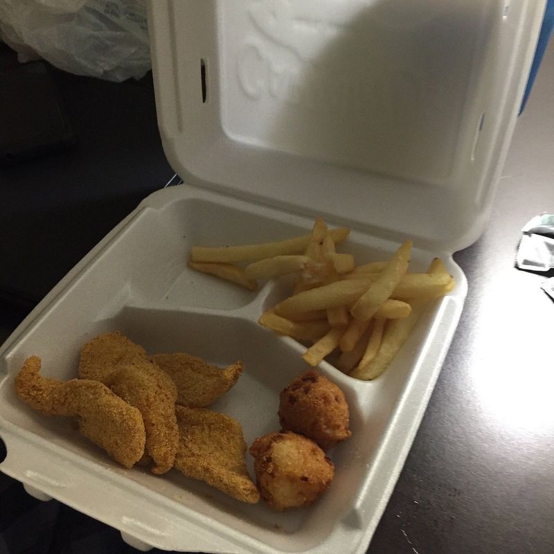 6 Tennessee Buffets To Avoid And 6 You Should Definitely Try - Decor Hint Captain D's Seafood Buffet - Nashville (Avoid)