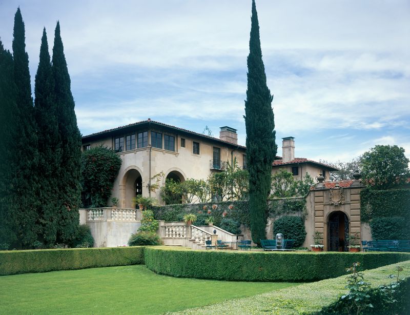 Harold Lloyd Estate (Greenacres): Silent Film Star's Green Paradise