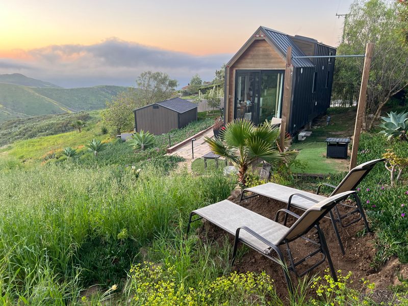 Ocean & Mountain View Tiny House – Malibu