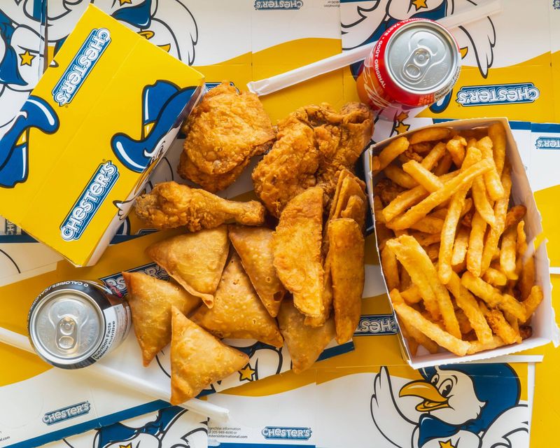 Fried Chicken Adventures In Memphis You Can't Miss - Decor Hint Chester's Chicken