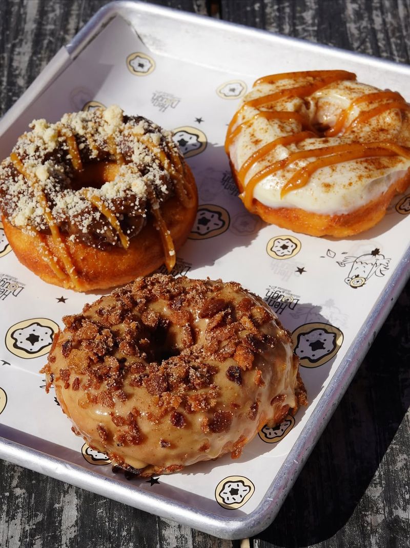 HenDough Chicken & Donuts