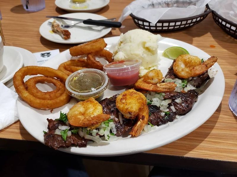 Habanos Oceanfront Dining