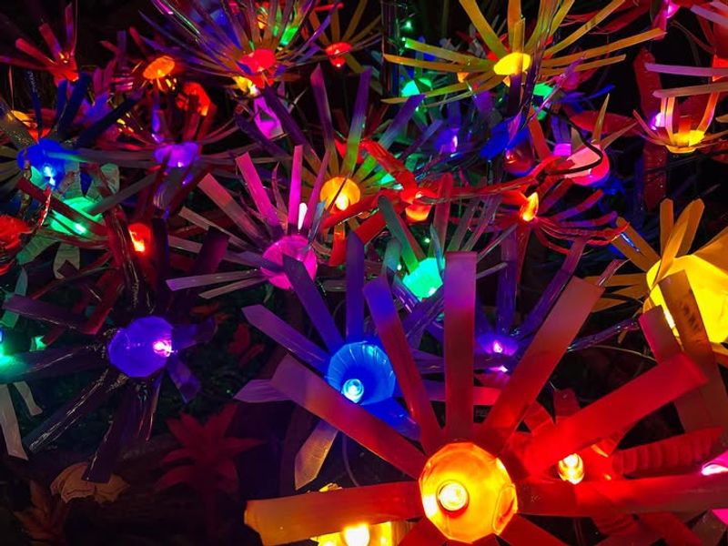 How California Homes Are Decorating For Thanksgiving In 2025 - Decor Hint Smart Lighting Solutions