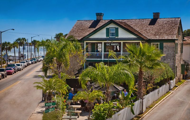 O C White's Seafood & Spirits