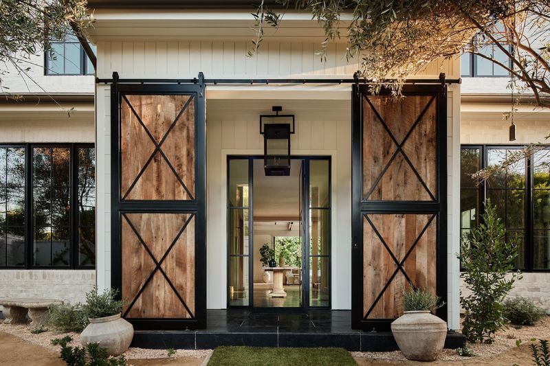 12 California Home Styles Likely To Drop In Price - Decor Hint Faux Modern Farmhouse