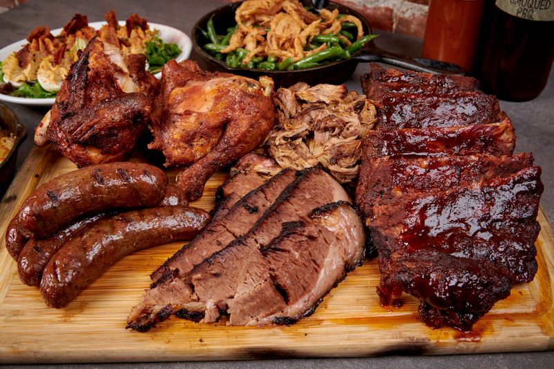 Where To Find True Old-Fashioned BBQ In California - Decor Hint Smoqued California BBQ