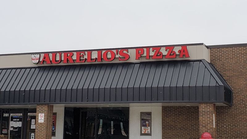 You Haven't Really Eaten In Illinois Until You've Tried These 15 Fish Fries - Decor Hint Aurelio's Pizza - Homewood