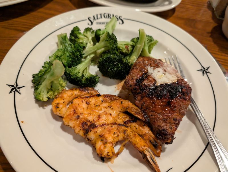 14 Texas Steakhouses So Good, Waiting Is Part Of The Experience - Decor Hint Saltgrass Steak House, Multiple Locations