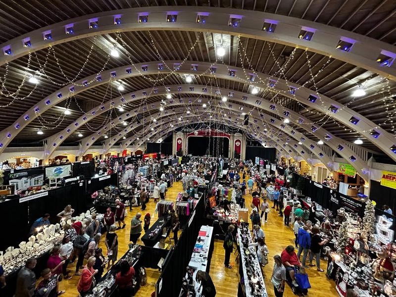 Holiday Markets In Tampa Bay Worth Visiting For Unique Gifts - Decor Hint Holiday Market at The Coliseum