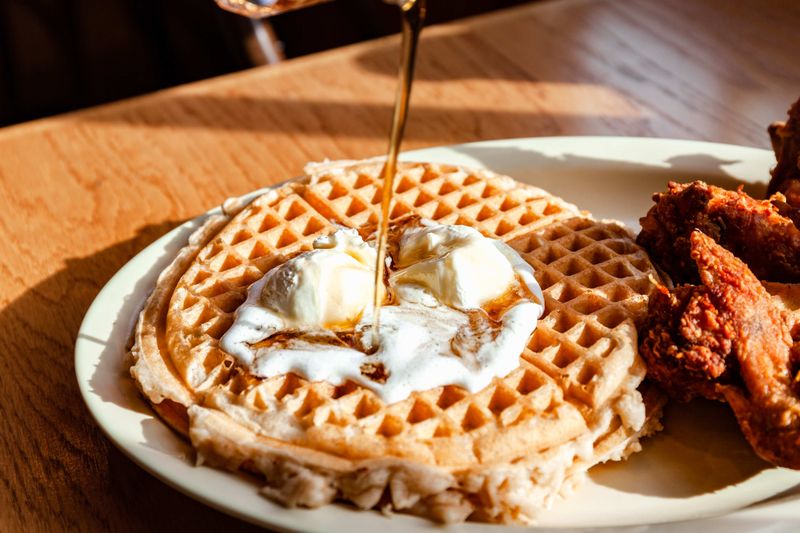 14 California Family-Run Fried Chicken Restaurants Worth The Drive - Decor Hint Roscoe's House of Chicken 'n Waffles