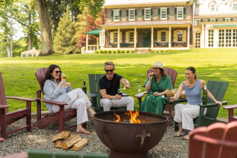 FYI Philly: Inside The Thanksgiving Day Parade Brunch Party + Holiday Dining Options In Pennsylvania - Decor Hint Grace Winery Holiday Wine and Cider Pairings