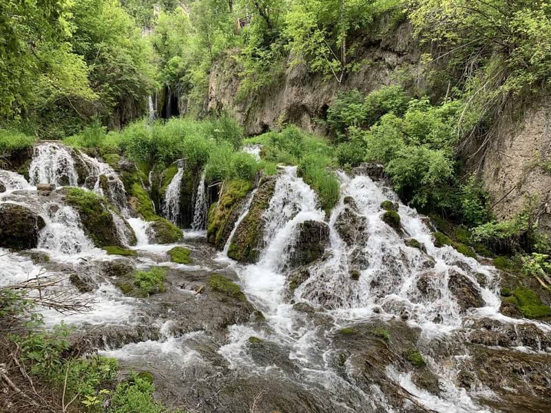 15 Small Towns In South Dakota Worth Visiting - Decor Hint Spearfish