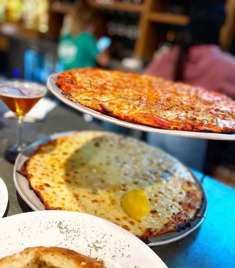 Why Everyone's Driving To This Classic New Jersey Pizza Joint - Decor Hint Refreshing Beverages To Complement Your Meal