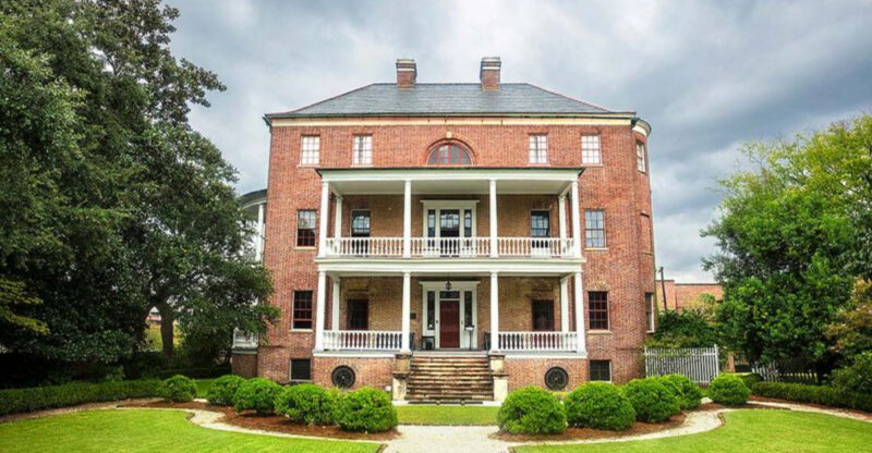 Iconic Historic Mansions In South Carolina Worth Visiting
