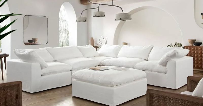 Choose White Slipcovered Furniture