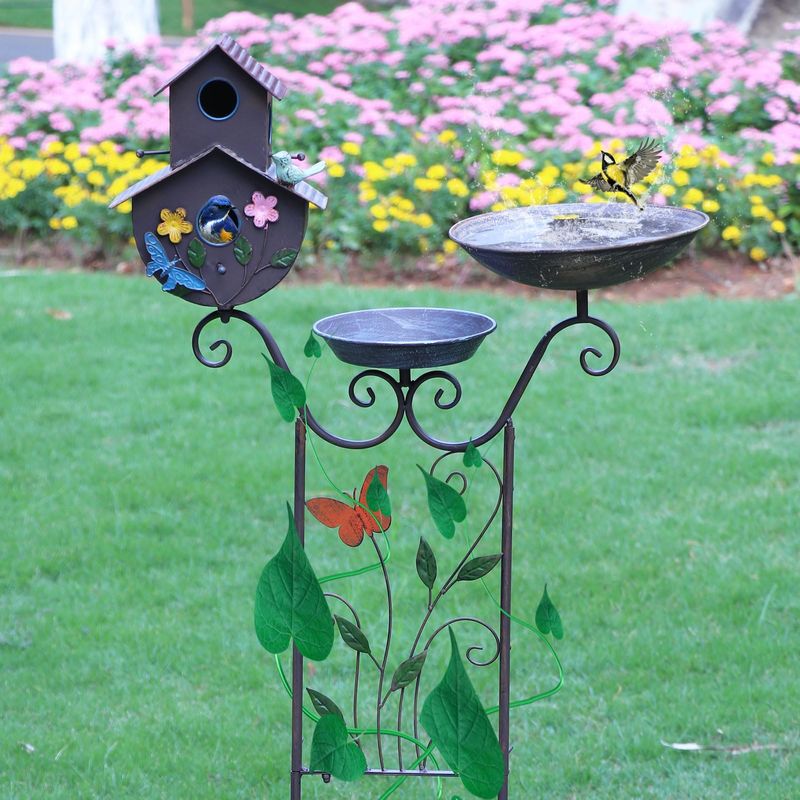 Use Garden Ornaments
