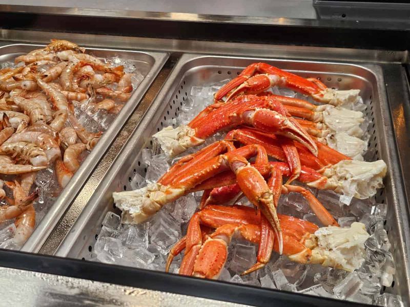 16 Seafood-Packed Florida Buffets Serving Endless Crab Leg Feasts - Decor Hint Treasure Island Buffet