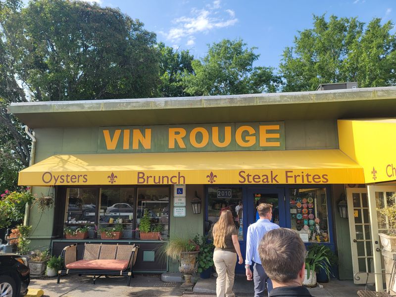 Vin Rouge, Raleigh