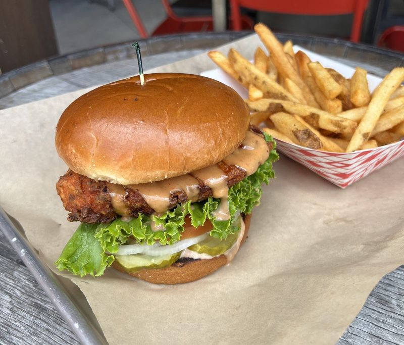 15 Virginia Burger Stops Where The Double Cheeseburger Is The Star Of The Show - Decor Hint Billy's Ritz - Roanoke