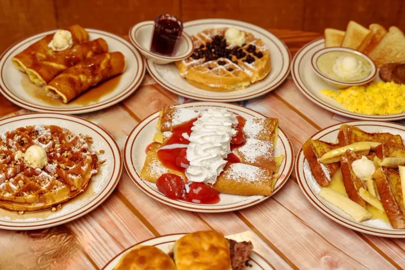 18 Tennessee Dishes Paying Tribute To Local Towns And Their Legendary Flavors - Decor Hint Gatlinburg Pancakes