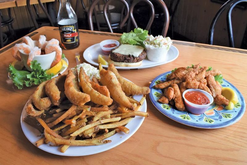 10 Ohio Seafood Shacks Only Locals Know Serving Up Lakeside Flavor Done Right - Decor Hint Brennan's Fish House