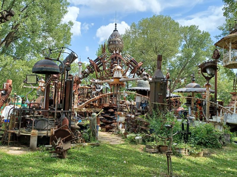Dr. Evermor's Forevertron – Mecca, WI