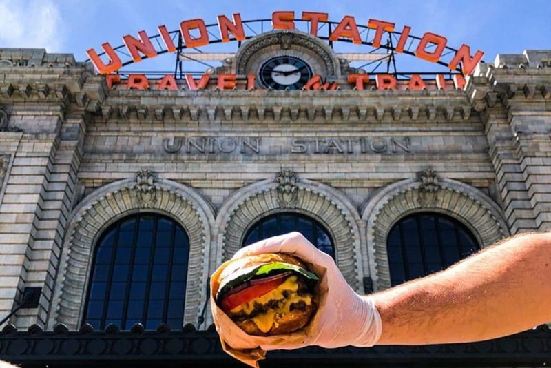 15 Must-Try Colorado Burger Spots With Double Cheeseburgers Everyone Talks About - Decor Hint Stoic & Genuine