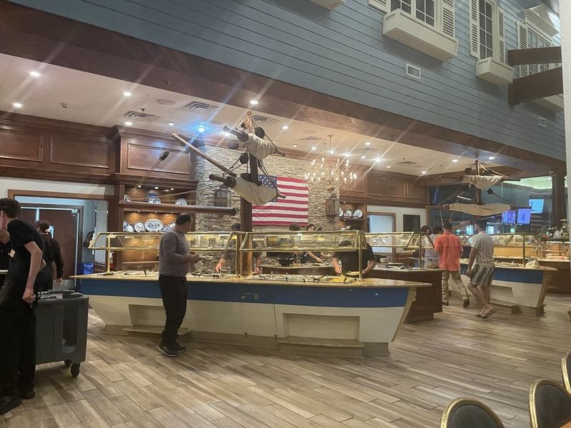 Captain George's Seafood Restaurant