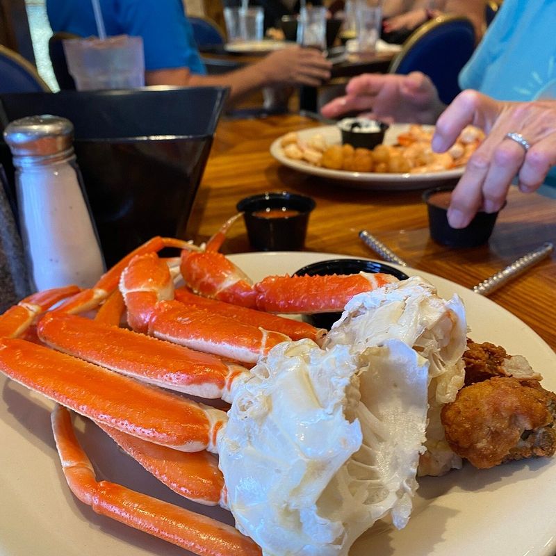 Locals Guard This North Carolina Seafood Buffet Like A Treasure - Decor Hint Open Nearly Every Day Of The Year