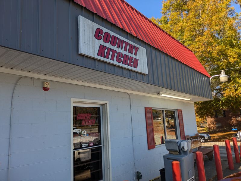 9 North Carolina Buffets That Still Feel Like The '80s - Decor Hint Country Kitchen