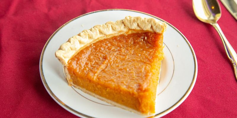 Maryland Soul Food Spots Blending Tradition With Chesapeake Flavor - Decor Hint EllaRay's Cafe