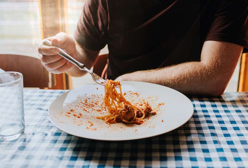 20 Old-School New York Table Habits Kids Today Wouldn't Believe - Decor Hint No Elbows On The Table