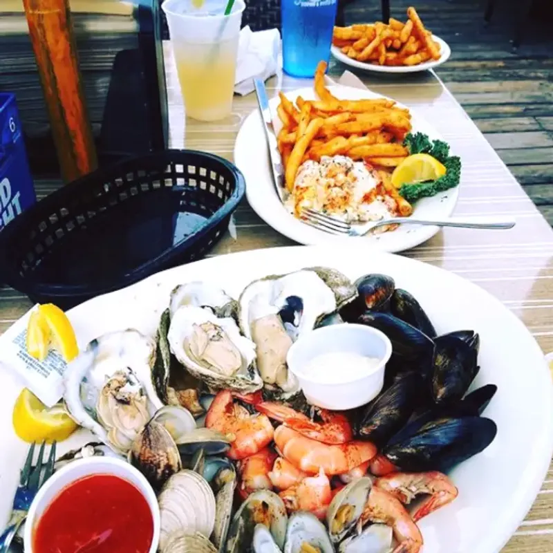 Rusty’s Seafood Buffet