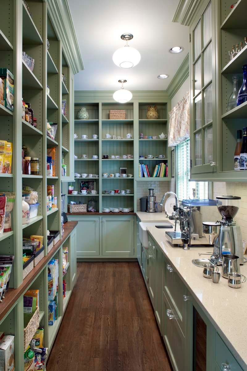 Kitchen Features New York Buyers Can't Get Enough Of In Today's Market - Decor Hint Walk-In Pantries