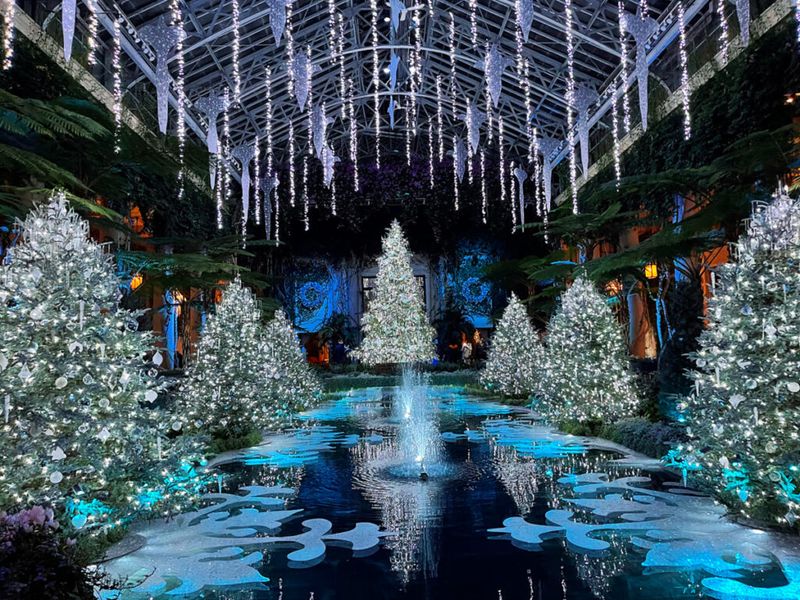 20 Pennsylvania Fall Festivals You'll Want To Experience At Least Once In 2025 - Decor Hint Longwood Gardens Christmas Display