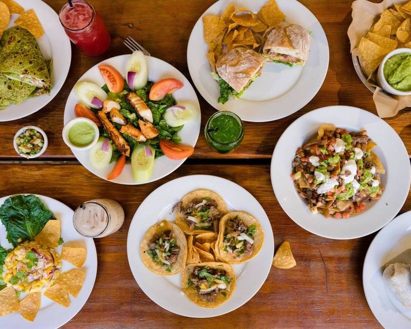 16 Pennsylvania Mexican Restaurants Bringing Bold Salsa Flavor To The Table - Decor Hint Sabor Mexicano