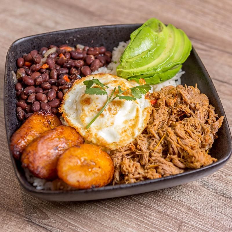 15 Ohio Mexican Restaurants With Salsa That Steals The Spotlight - Decor Hint Cilantro Latin Bistro - Cincinnati