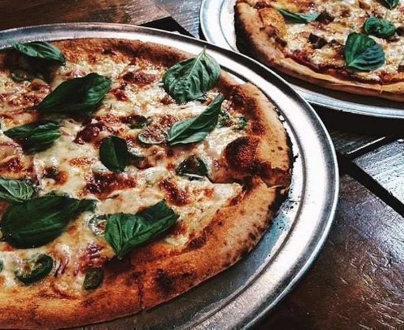 Mata's II Greek Pizza & Grinders