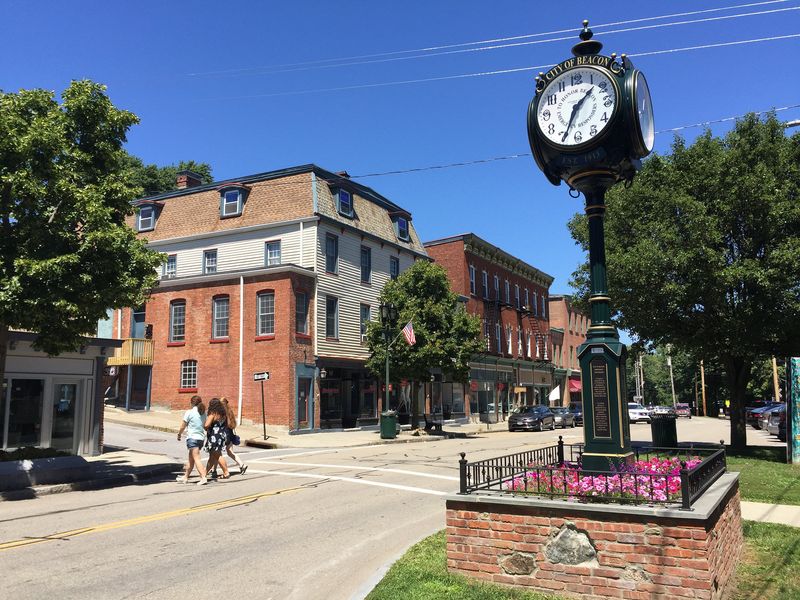 30 Charming Small Towns Across New York You'll Want To Visit - Decor Hint Beacon