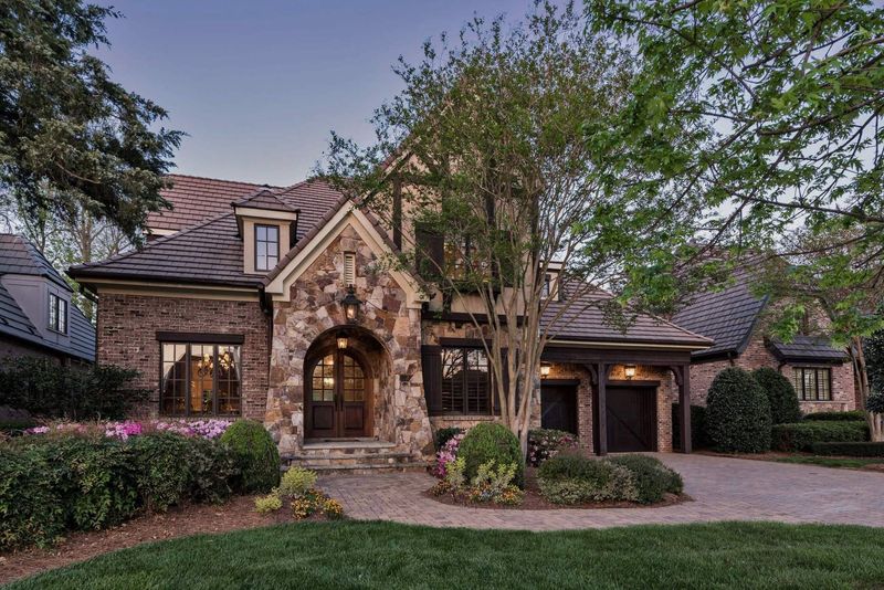 North Carolina's 25 Most Expensive Neighborhoods To Buy A Home In 2025 - Decor Hint Montibello (Charlotte)