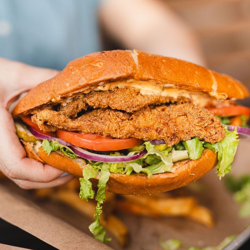 18 Fish Fry Hotspots Across Texas That Bring The Southern Flavor - Decor Hint Pier 21 Seafood in Fort Worth