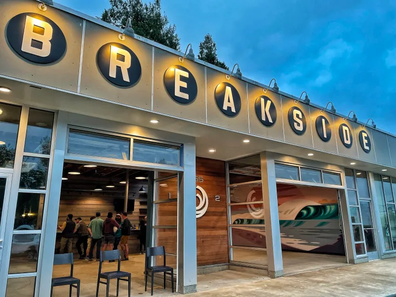 Oregon's Coziest Tavern Fish Fries You'll Want to Try This Season - Decor Hint Breakside Brewery's Hop-Infused Fish Fry