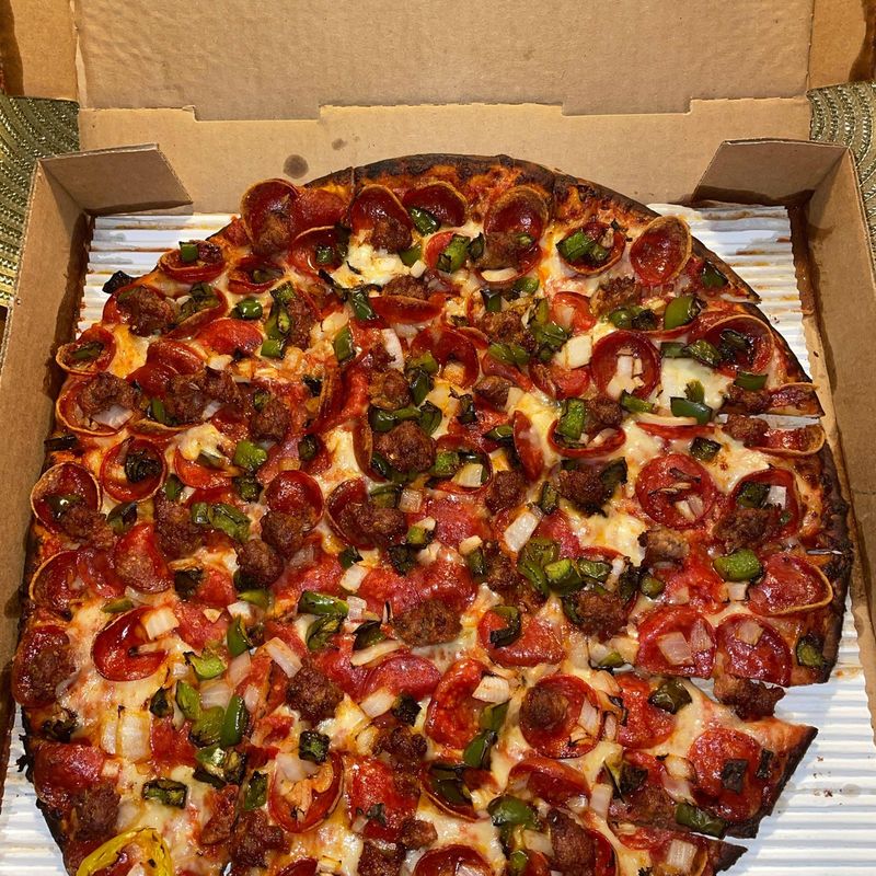 11 Pizza Spots In Ohio Where Tradition Never Changed - Decor Hint Ange's Pizza