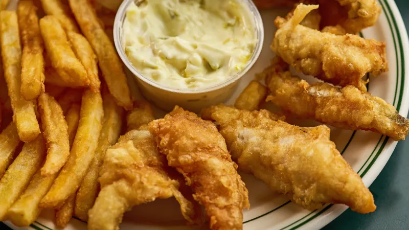 14 Wisconsin Restaurants Keeping Classic Comfort Food Alive - Decor Hint Kroll's West